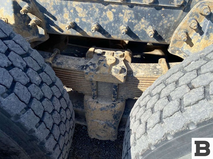 1995-mack-ch613-image-23