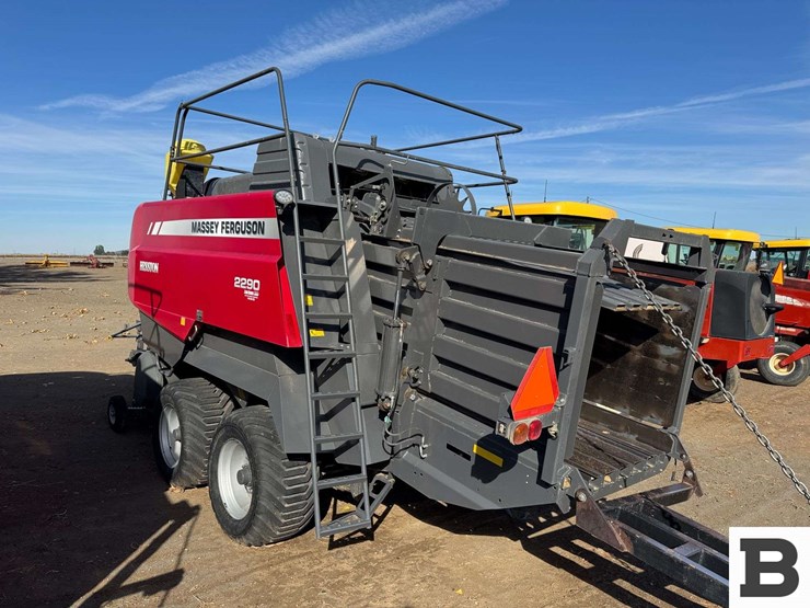 2015-massey-ferguson-2290-image-3