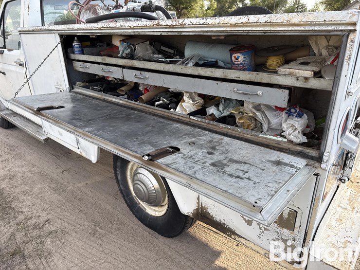 1984-ford-f250-image-17