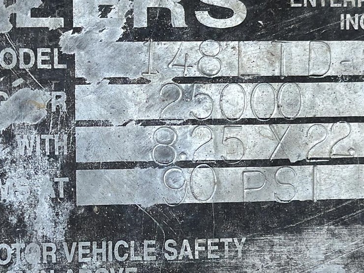 2015-deere-437d-image-48