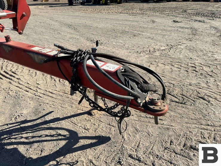 morris-pro-ag-hd4sr-bale-stacker-image-8