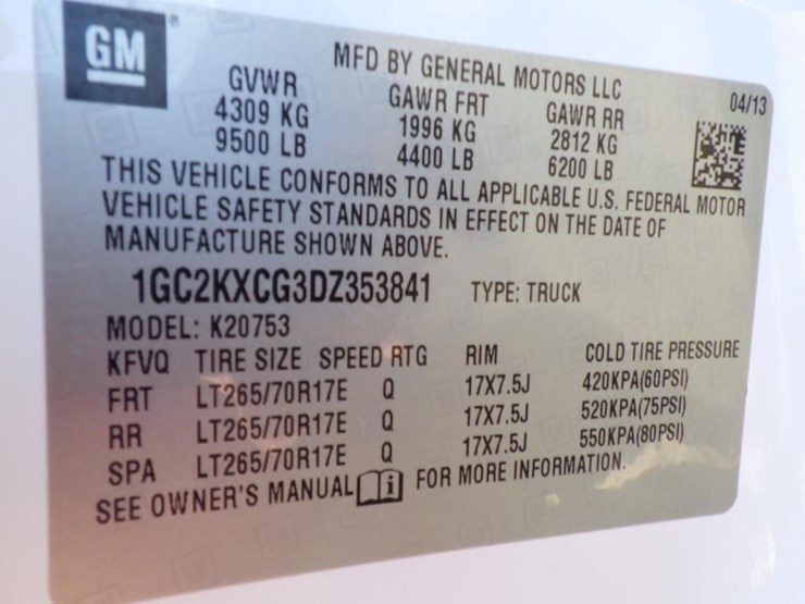 2013-chevrolet-2500hd-image-14