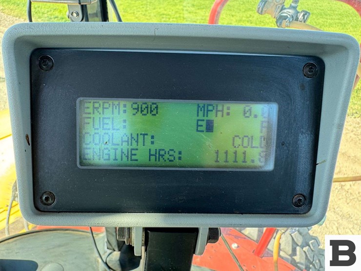 2013-new-holland-h8080-image-61