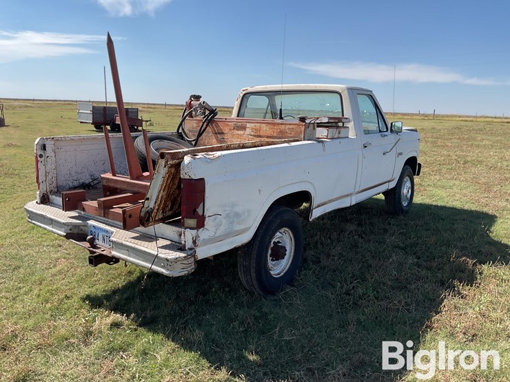 1984-ford-f250-image-5