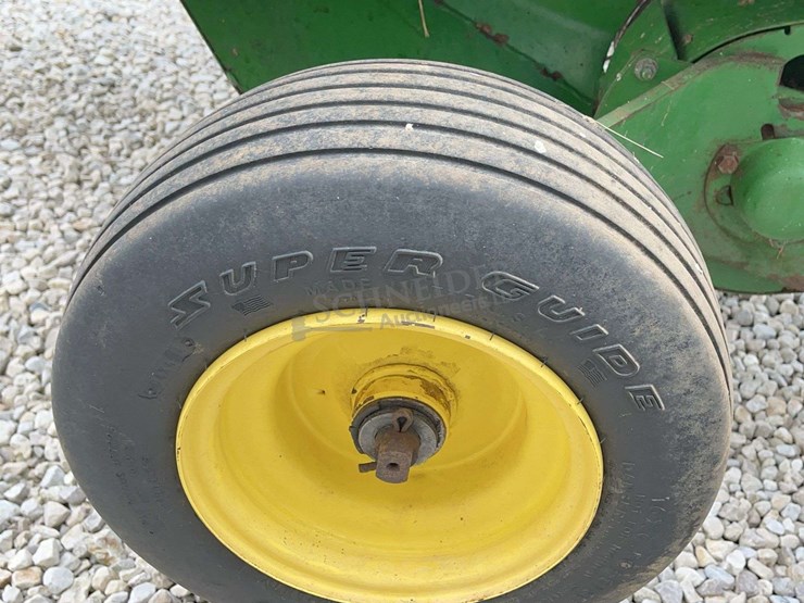 john-deere-435-image-24