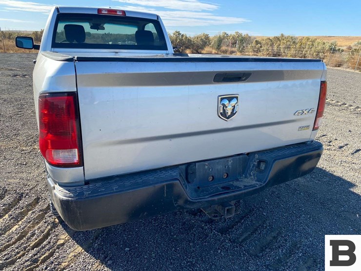 2013-ram-1500-pickup-image-15