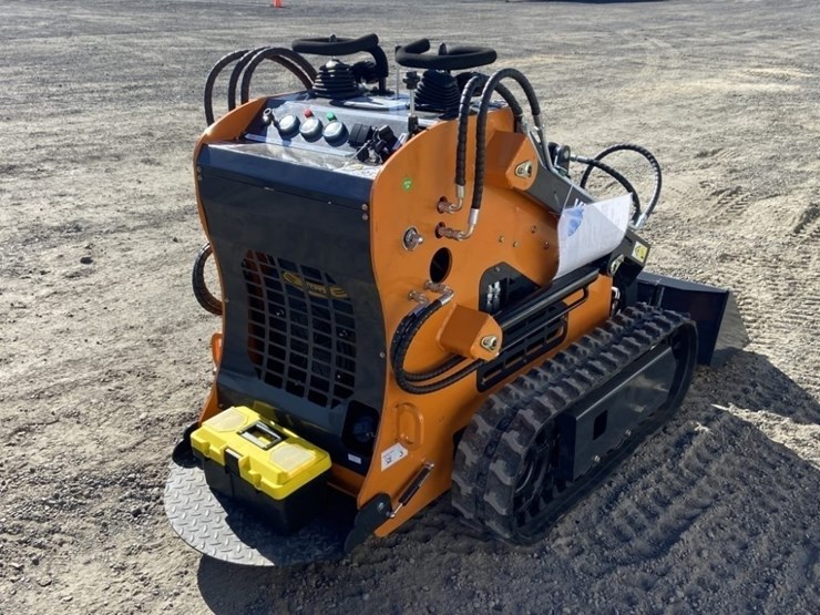 2025-kylin-ky380-mini-compact-track-loader-image-5