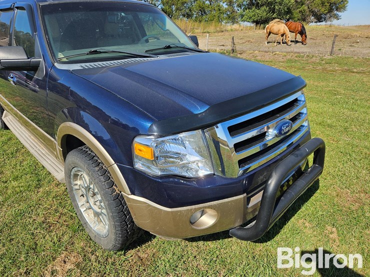 2014-ford-expedition-xlt-image-11