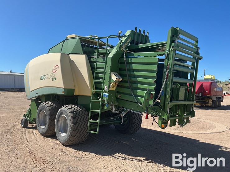 2018-krone-big-pack-4x4-big-square-baler-image-7
