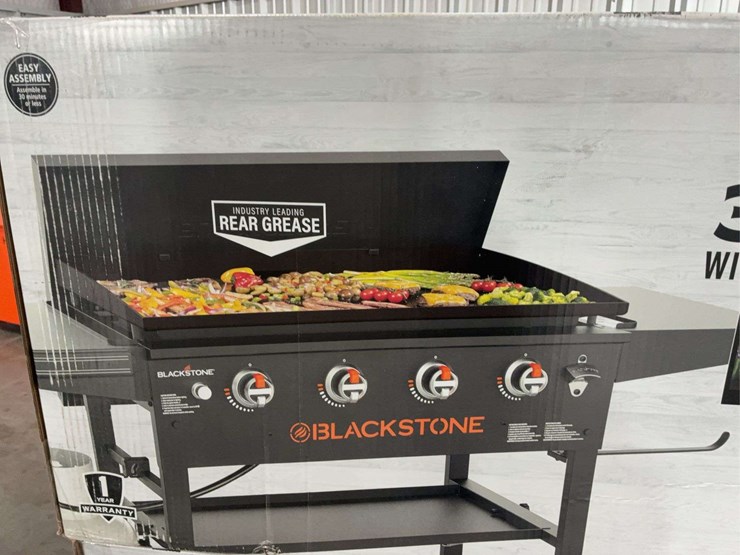36"-black-stone-griddle-image-2