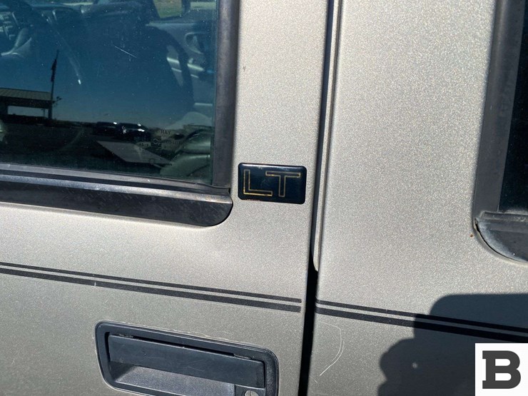 2001-chevrolet-blazer-image-11