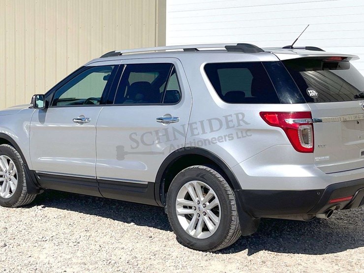 2013-ford-explorer-image-6