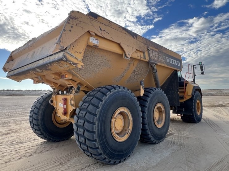 2020-volvo-a60h-image-5