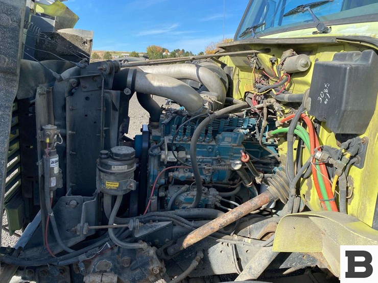 1995-international-4900-image-51