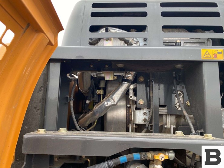 2016-case-cx160d-image-48