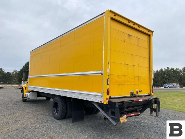 2012-international-durastar-4300-image-3