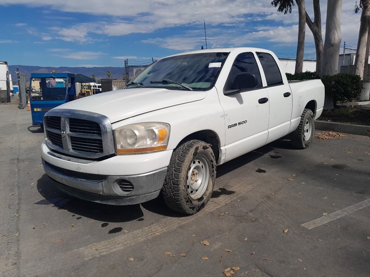 2006-dodge-ram-1500-image-2