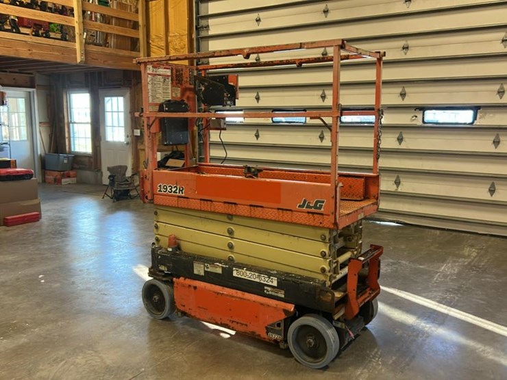 2018-jlg-1932r-image-1