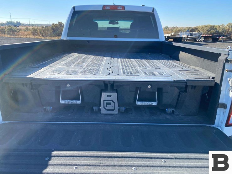 2012-ram-1500-pickup-image-18