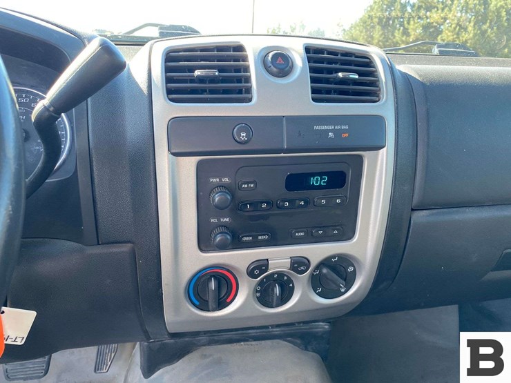 2009-chevrolet-colorado-image-23