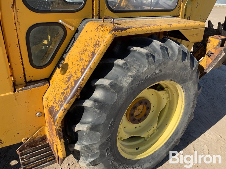 john-deere-410-image-14