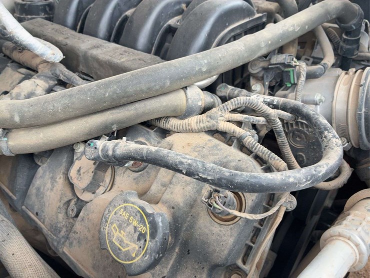 2017-ford-f150-lariat-image-15