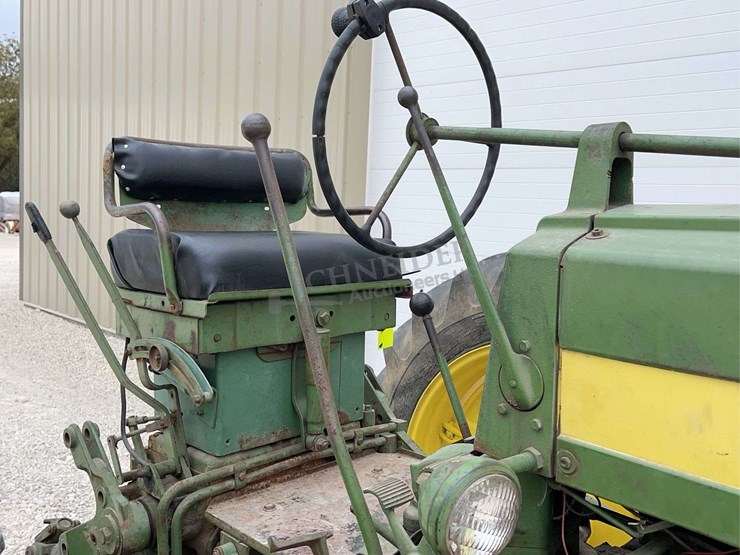 john-deere-620-image-17