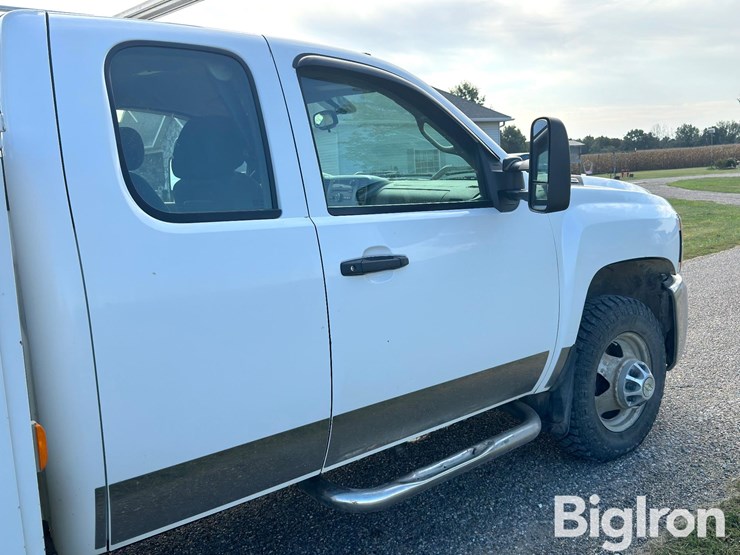 2008-chevrolet-silverado-image-14