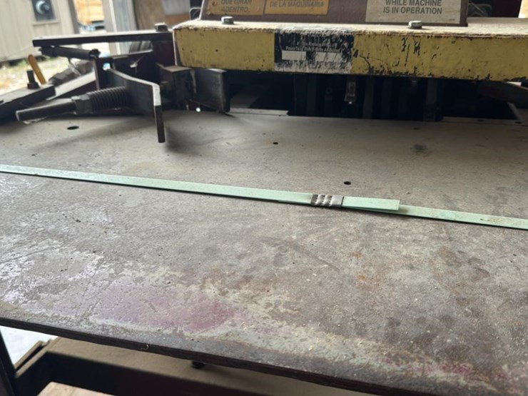 #4460-•-keystone-single-head-notcher-image-6