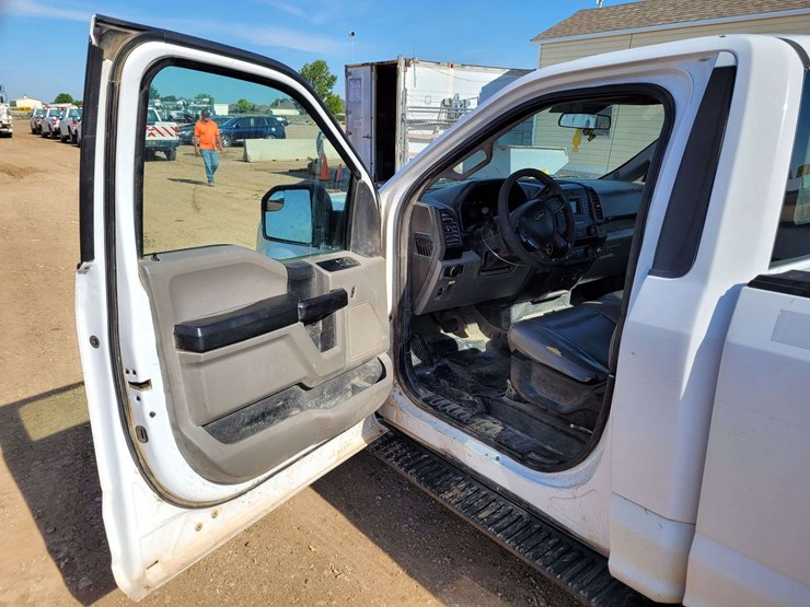 2017-ford-f150-image-5