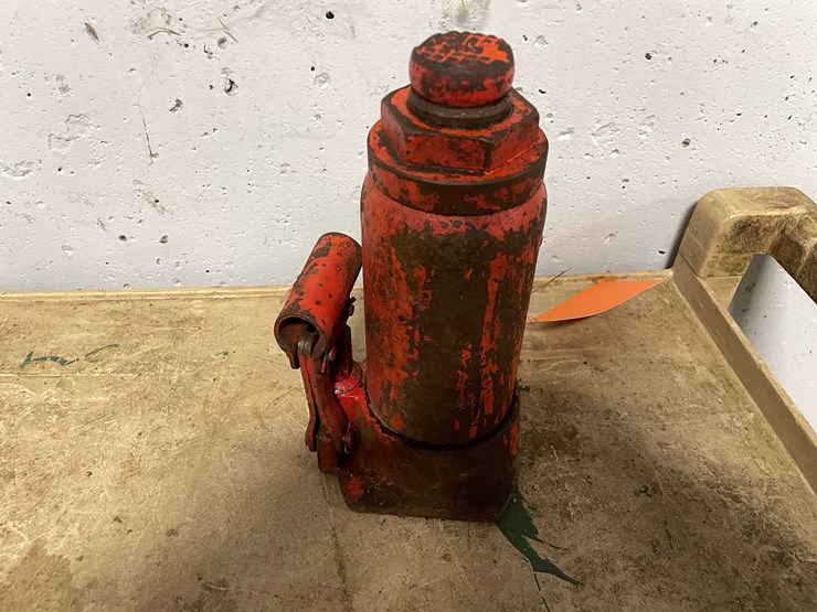 #8609-•-12-ton-bottle-jack-(cw)-image-3