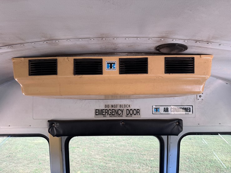 #29-•-#248-•-2006-blue-bird-bb-conventional-bus-image-13