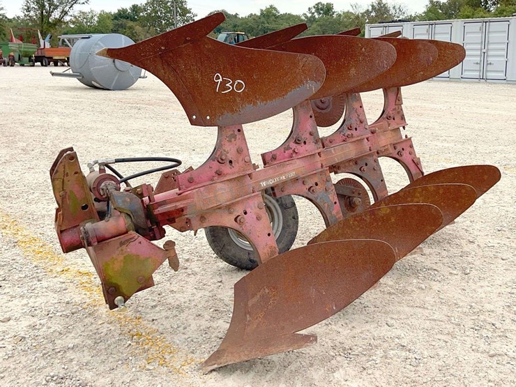 international-642-image-7