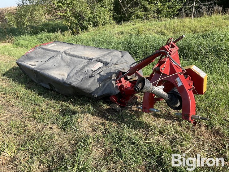 new-holland-h6750-image-1