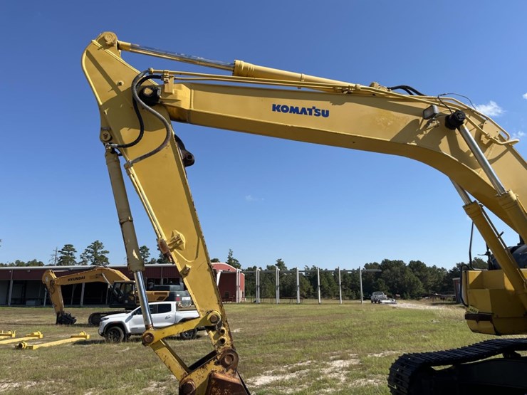 komatsu-pc228us-lc-image-28