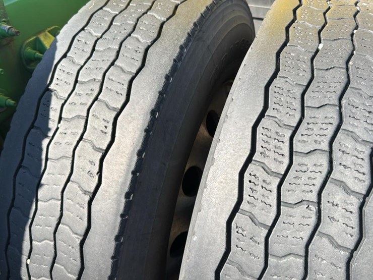 2023-peterbilt-579-image-20