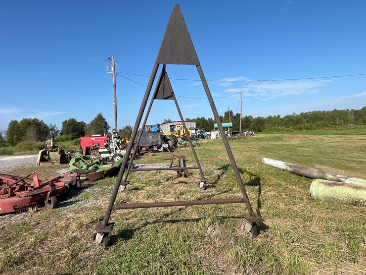 #128-•-aframe-on-casters-image-4