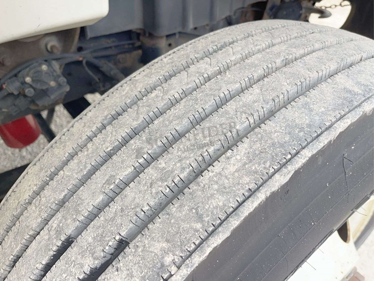 2007-international-durastar-4400-image-16