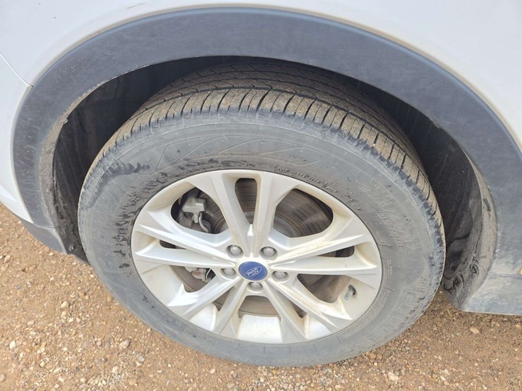 2018-ford-escape-se-image-6