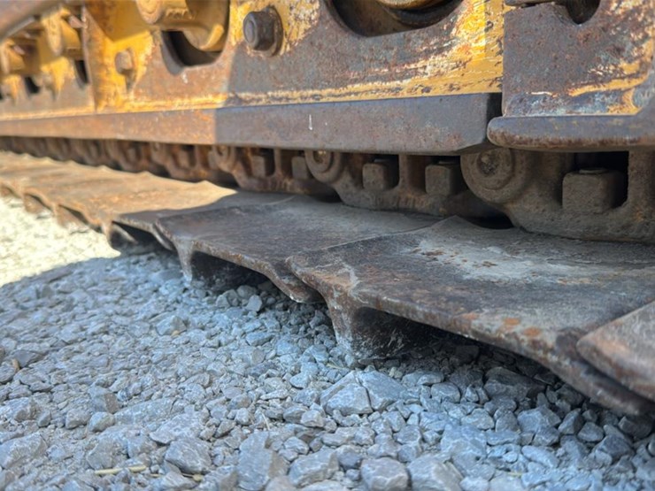 2015-deere-450j-lt-image-31