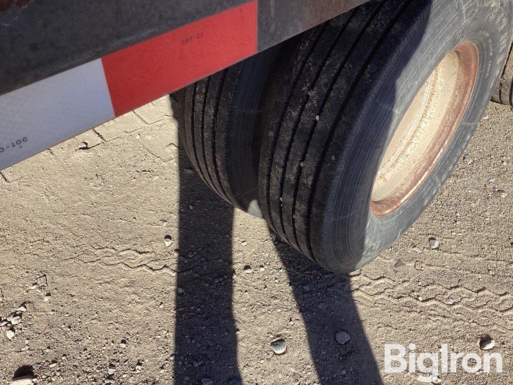 2002-pj-flatbed-image-18