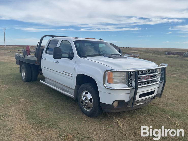 2012-gmc-sierra-3500-image-3
