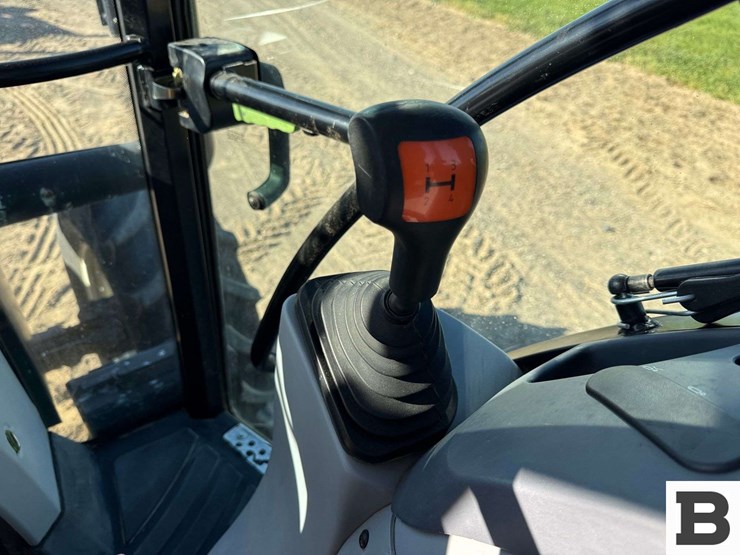 2014-new-holland-t4.105-image-61