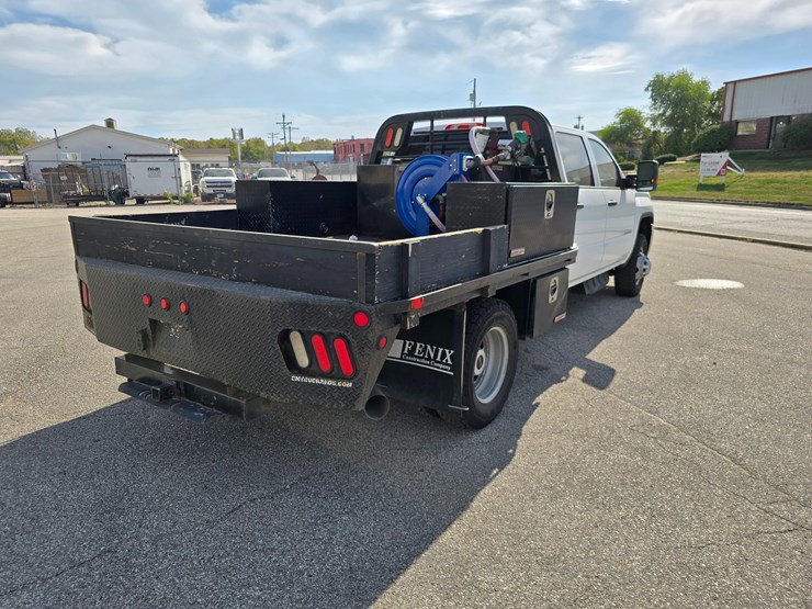 2017-gmc-sierra-3500-image-20