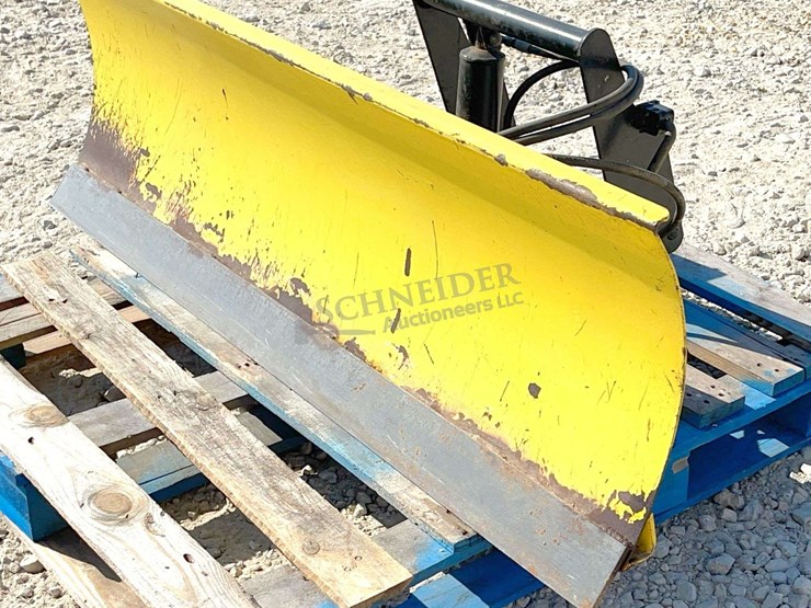 john-deere-425-image-32