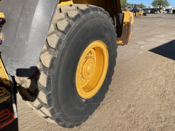 2020-volvo-l70h-image-14