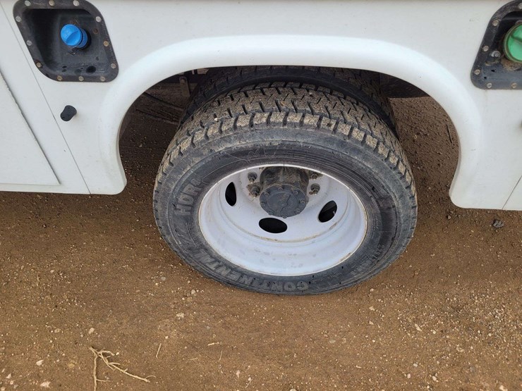 2019-ford-f550-image-21