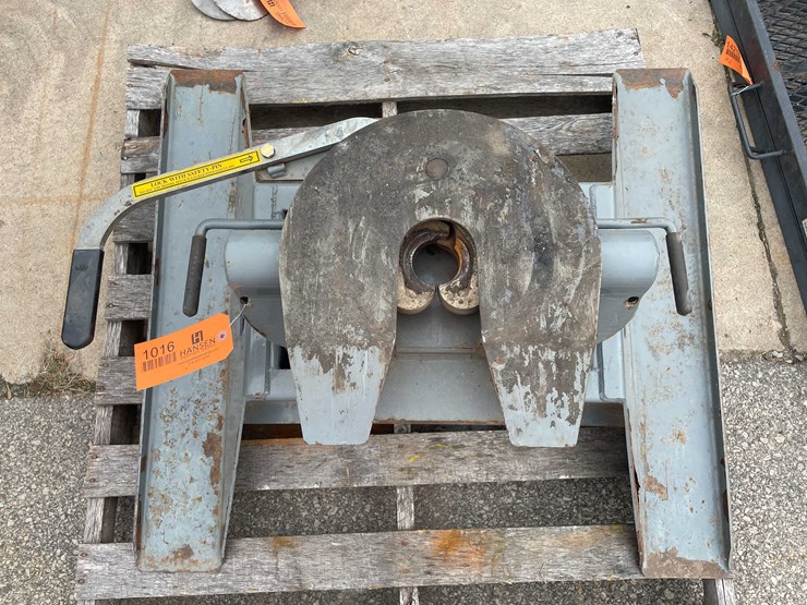 #8508-•-5th-wheel-hitch-(o3)-image-17