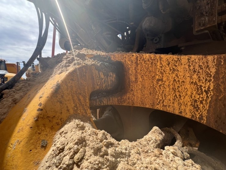 2019-volvo-a60h-image-27