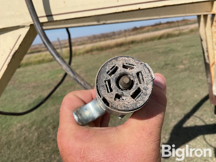 1990-titan-7x24-image-9